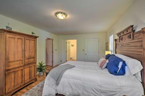 Pet-friendly Mountain Cabin With Ramp Access!