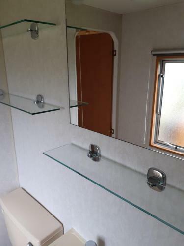 Mobiln� D?m Na Louce V Kempu V�r