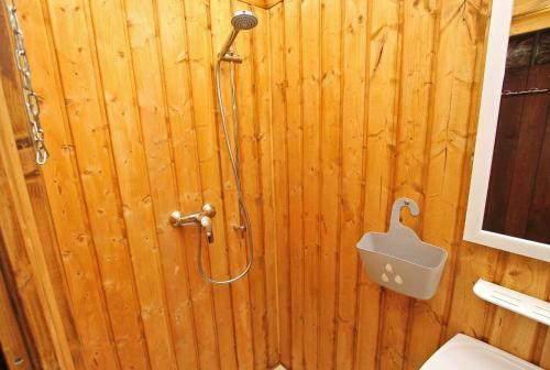 Privater Wohnwagen Mit Pool, Fuerstenberg See 10711