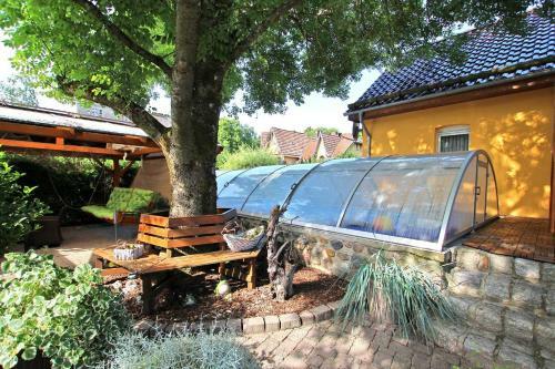 Privater Wohnwagen Mit Pool, Fuerstenberg See 10711