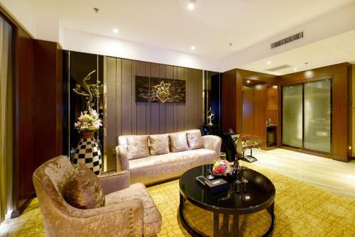 Xiamen Discovery Hotel