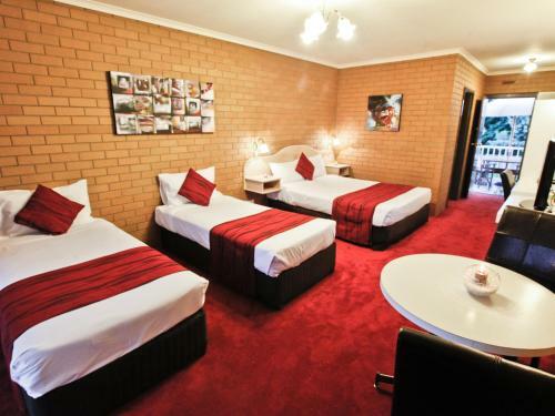 Rivercity Motel