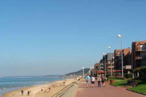 Apartamento Studio Hyper Centre � 29 M�tres De La Plage!