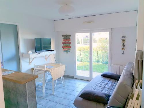 Apartamento 2 Pi�ces Front de Mer Ensoleill� Et Calme Acc�s Direct Plage