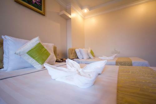 Good Luck Day Hotel