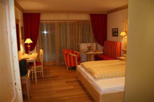 Hotel Sch�ne Aussicht