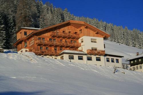 Hotel Sch�ne Aussicht