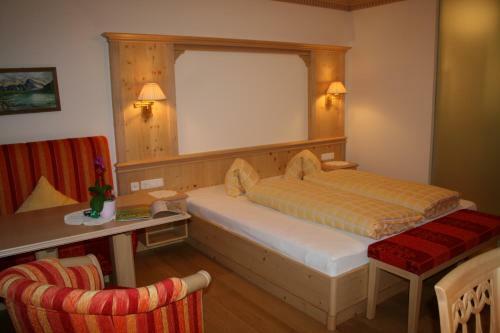 Hotel Sch�ne Aussicht