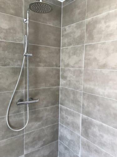 Location Villa Entre Lac Et Oc�an Avec Son Spa de Nage