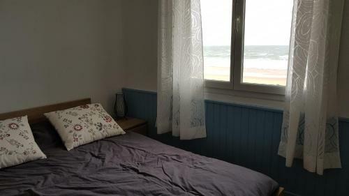 Beach Front Apartment Eljocri
