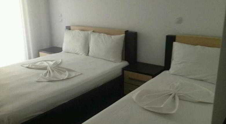 Royal Blue Hotel
