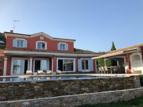 Villa Ama
