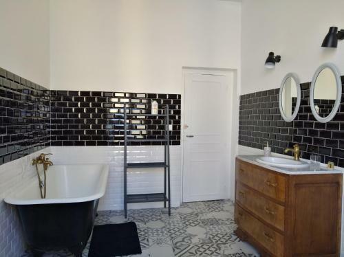 Hostal Carcassonne Bastide