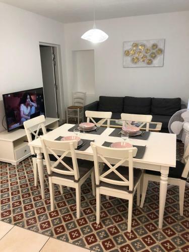 La Bulle Des Familles?jacuzzi?wifi?airport Shuttle