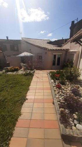 Le Logis Du Moulin, � 800m de La Cit� M�di�vale