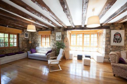 Moana Surf Hostel