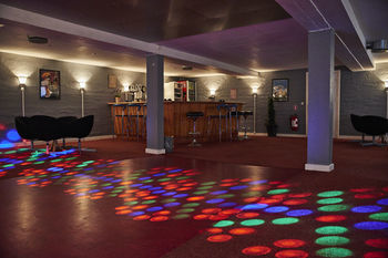 Danhostel Hiller�d