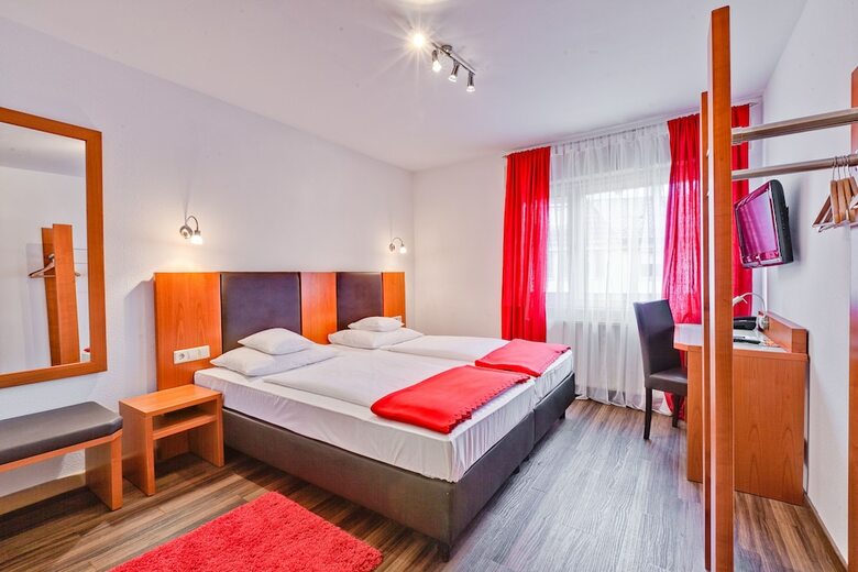 Hostal Hotel Am Friedensplatz