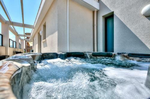Apartamento Superbe Penthouse Avec Jacuzzi � 5min de La Croisette