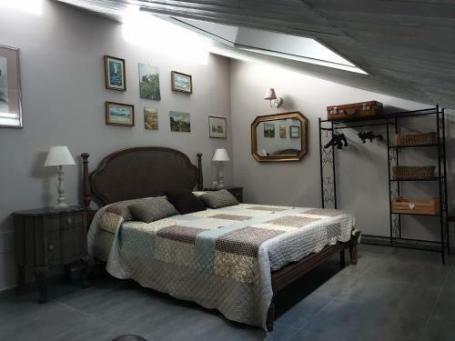 Hostal Shab&b Guesthouse