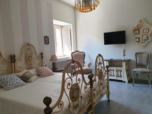 Hostal Shab&b Guesthouse