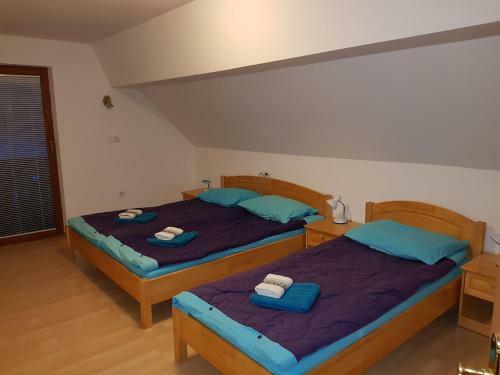 Hostal Apartments Su?nik