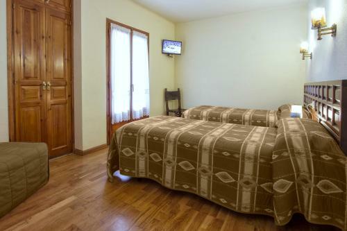 Hotel Farr� D'avall