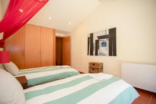 Liiiving In Caminha | Countryside Pool House