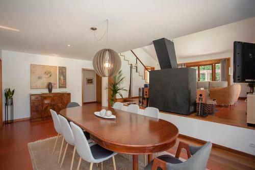 Liiiving In Caminha | Countryside Pool House