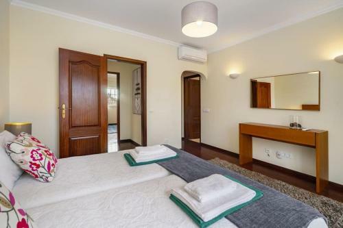Villa Arade Riverside - Jacuzzi And Heated Pool