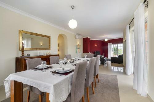 Villa Arade Riverside - Jacuzzi And Heated Pool