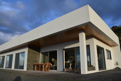 Villa Atlantic Window