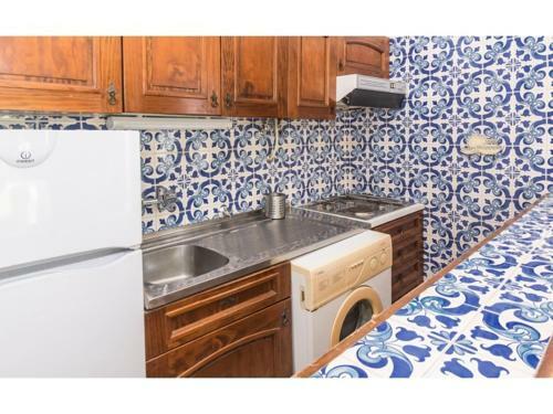 Villa In Costa Da Caparica Near The Beach