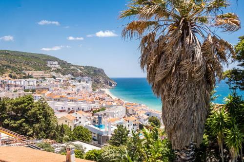 Rent4rest Sesimbra 4bdr Ocean View And Private Pool Villa