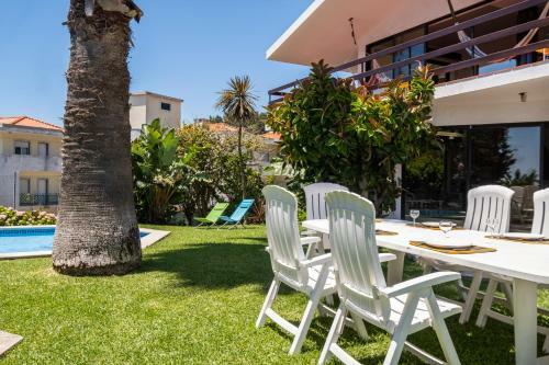 Rent4rest Sesimbra 4bdr Ocean View And Private Pool Villa