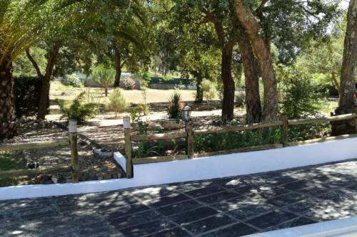 Villa Quinta Do Sobreiro, 4 Bedroom Modernised Farmhouse