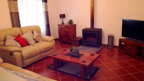 Villa Quinta Do Sobreiro, 4 Bedroom Modernised Farmhouse