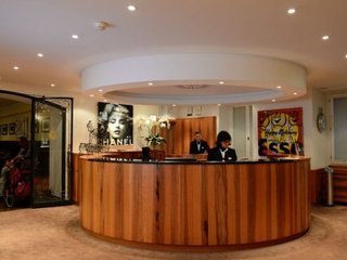 Hotel Monopol
