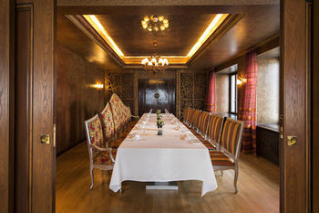 Hotel Carlton