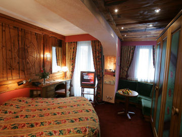 Hotel Alex