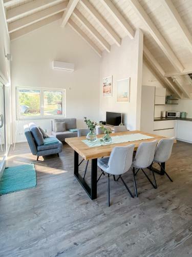 Apartamento Wundersch�ne Helle Wohnung Mit Gro�er Dachterrasse