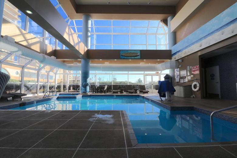 Hotel Ocean Key Resort