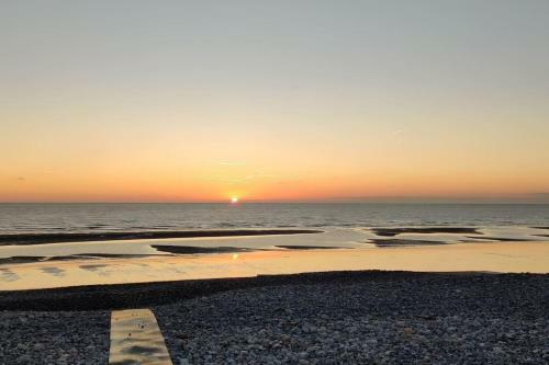 Apartamento Studio Cosy � 200m de La Plage Baie L'�vasion
