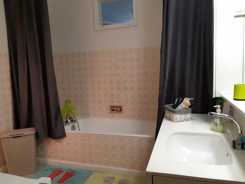 Apartamento Gite Appartement Du Pays Des Lacs de Pierre Perc�e