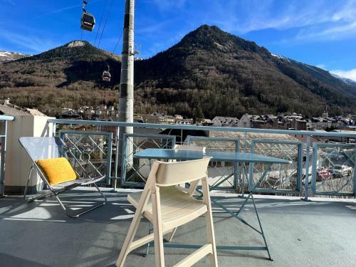 Apartamento Centre Ville, T2 Avec Terrasse Et Parking Couvert.
