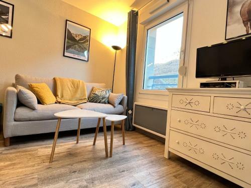 Apartamento Centre Ville, T2 Avec Terrasse Et Parking Couvert.