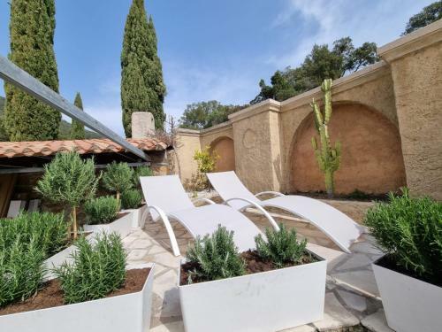 Mountain Beach Villa With Panorama View & Private Pool & Sun Terrasse