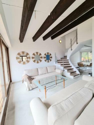 Mountain Beach Villa With Panorama View & Private Pool & Sun Terrasse