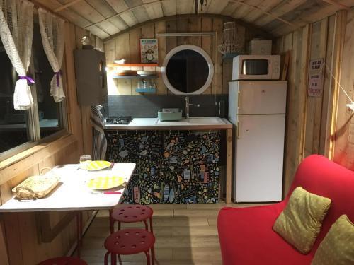 Hostal Le Grand Dehors 01