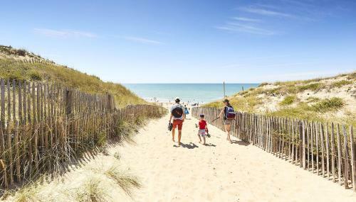 Cot� Marais - Gite Familial